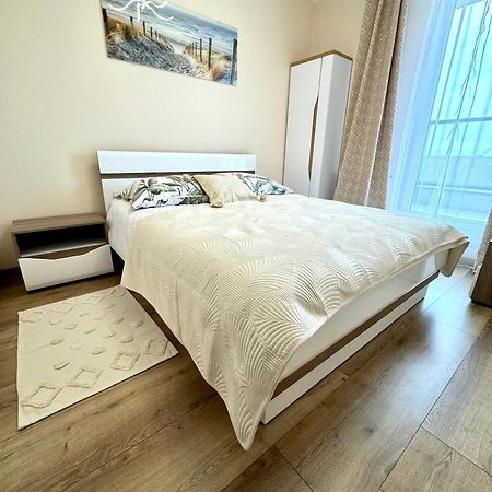 Luxflats Apartament Arrow Władysławowo Exteriör bild